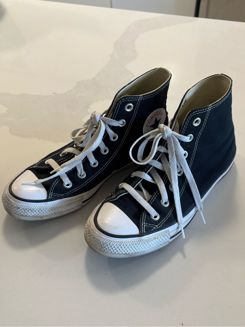 Converse Chuck Taylor Black High-Top Sneakers 7.5/5.5